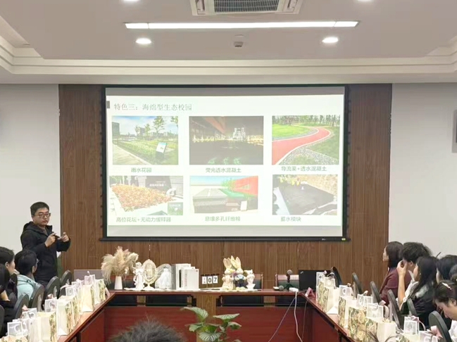 我校举办“民族一家亲 巧手迎新年”民族团结主题活动