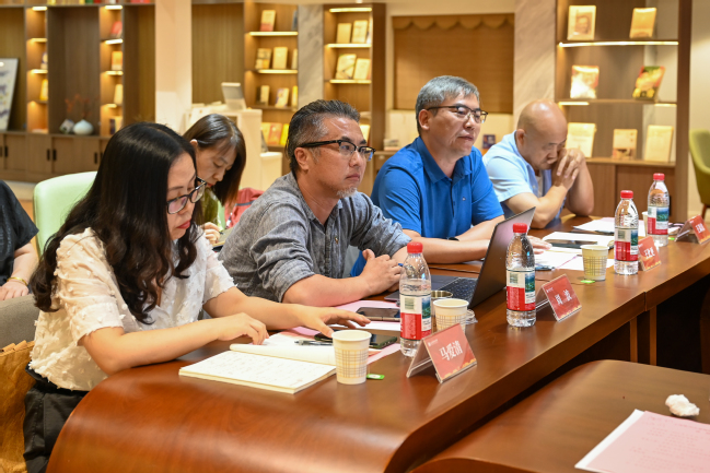 共话改革迎国庆 建言献策谋发展——我校召开统战人士座谈会 共话改革迎国庆 建言献策谋发展——我校召开统战人士座谈会